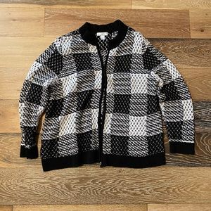 Accepting Any offer on this listing! - Black and White Zip Up Sweater